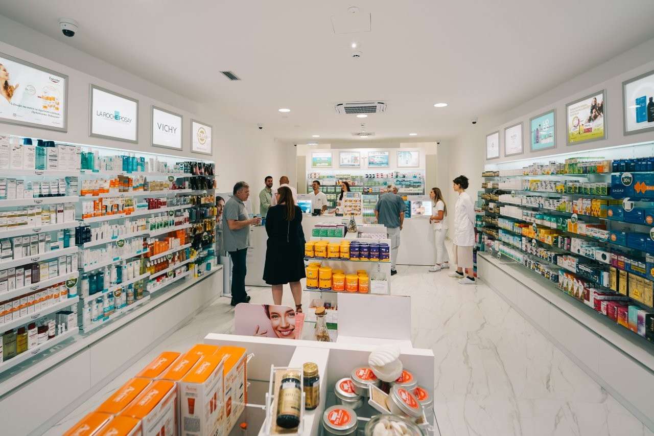 Otvorenje Ljekarne Švaljek u Park&Shop centru u Biogradu na Moru - 