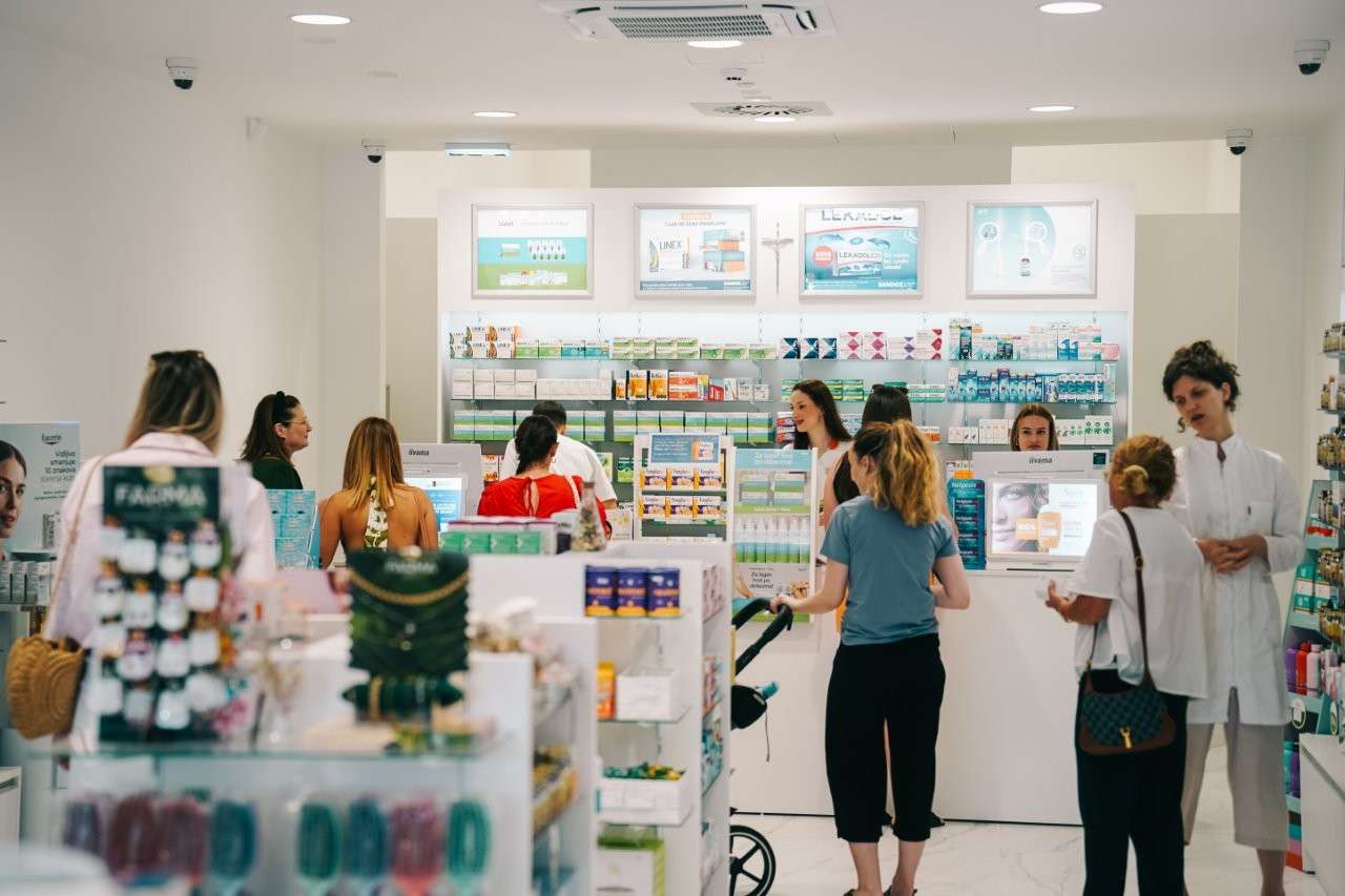 Otvorenje Ljekarne Švaljek u Park&Shop centru u Biogradu na Moru - 