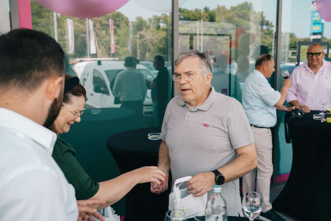 Otvorenje Ljekarne Švaljek u Park&Shop centru u Biogradu na Moru - 